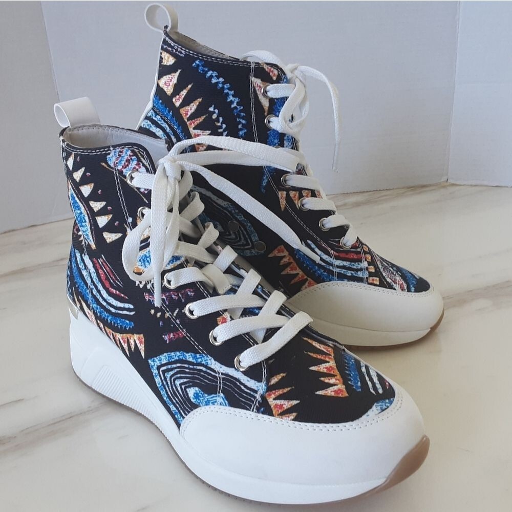 CESTFINI Graffiti High Top Canvas Wedge Sneakers Sz 10